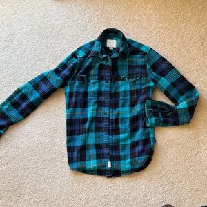 American Eagle Outfitters Flannel Classic Fit